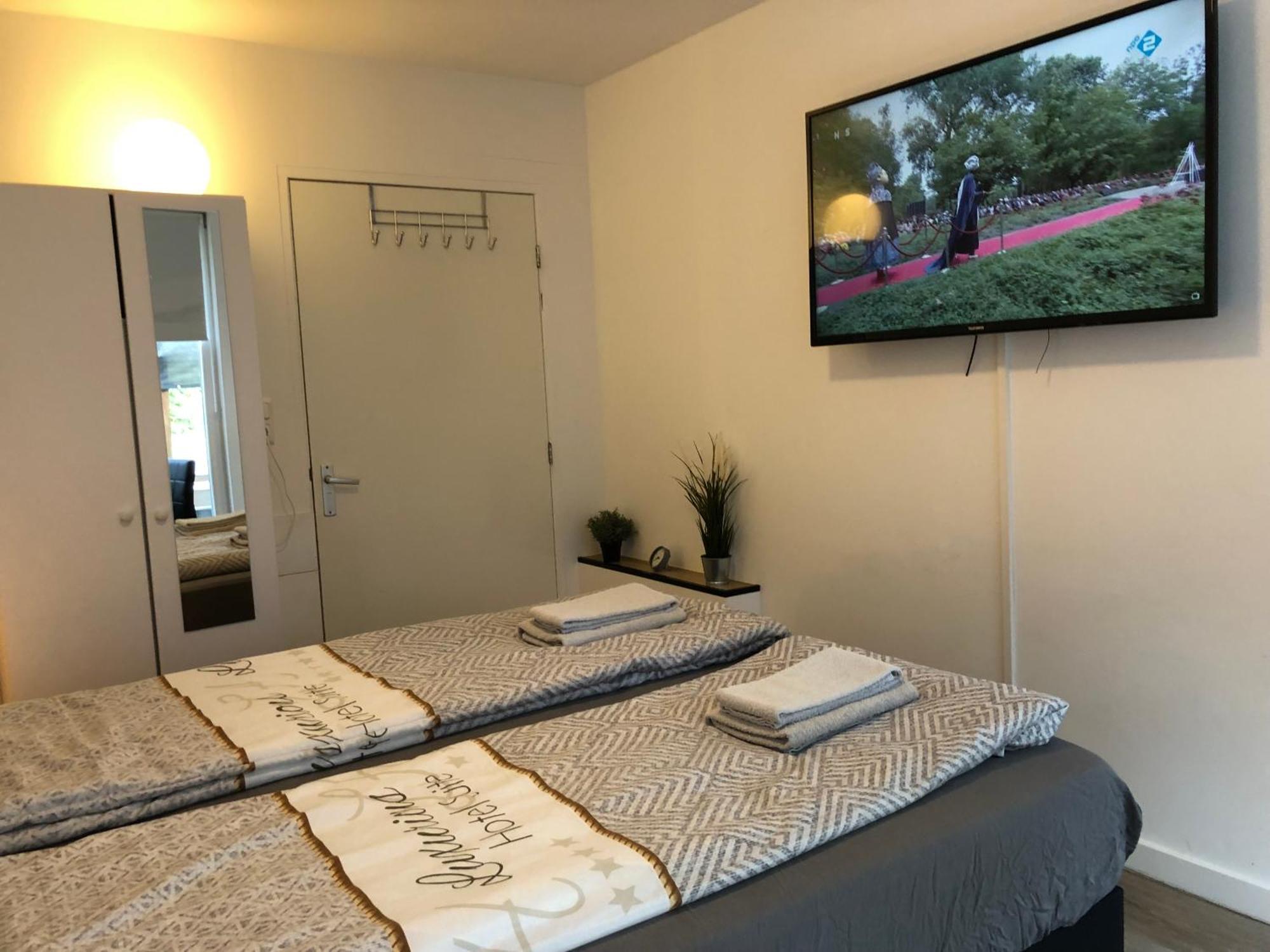 Luxe Wellness Apartment Apeldoorn With Jacuzzi And Sauna Екстер'єр фото